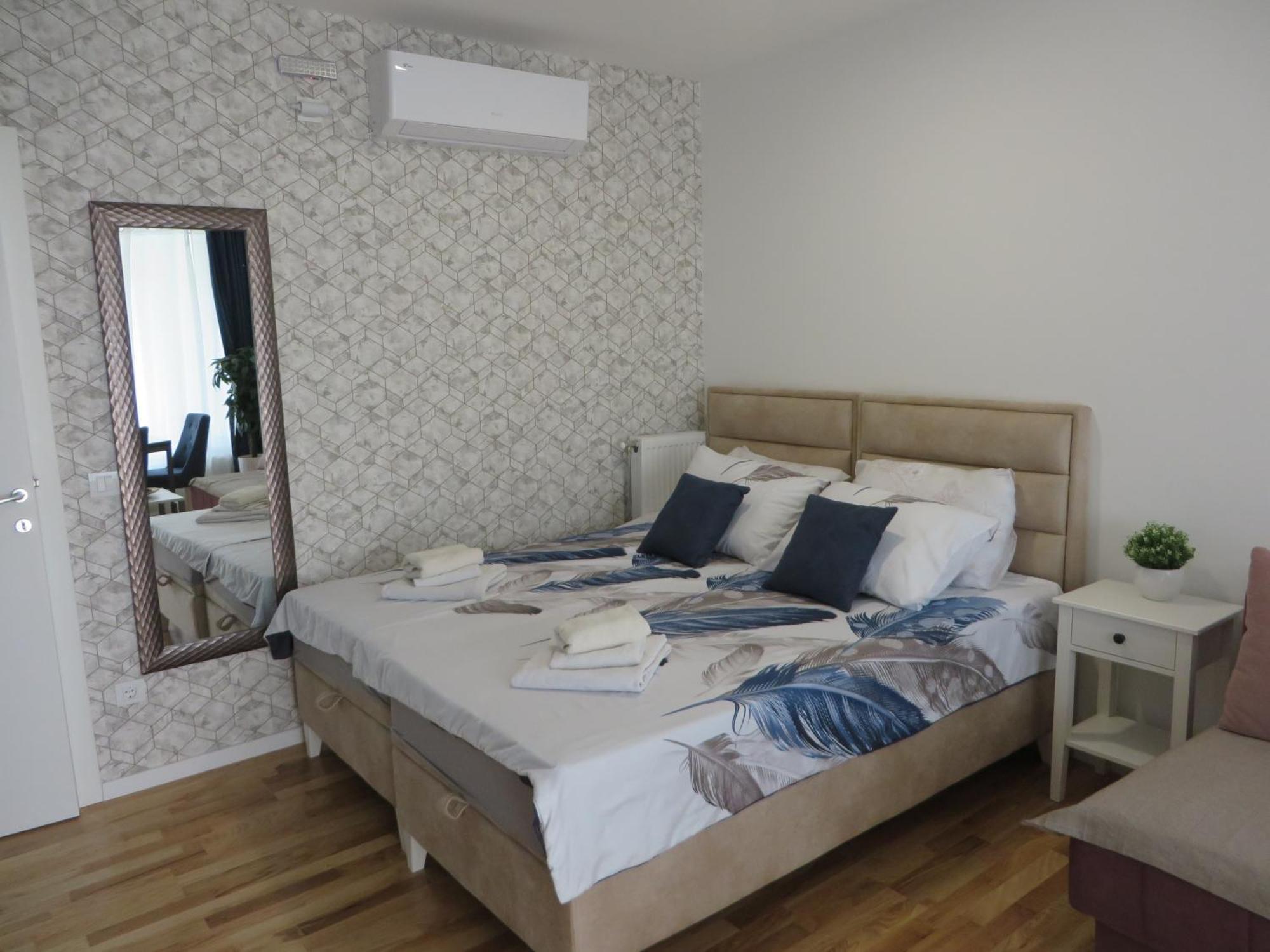 Lux Apartment 10 Center, Free Parking Ni Екстериор снимка