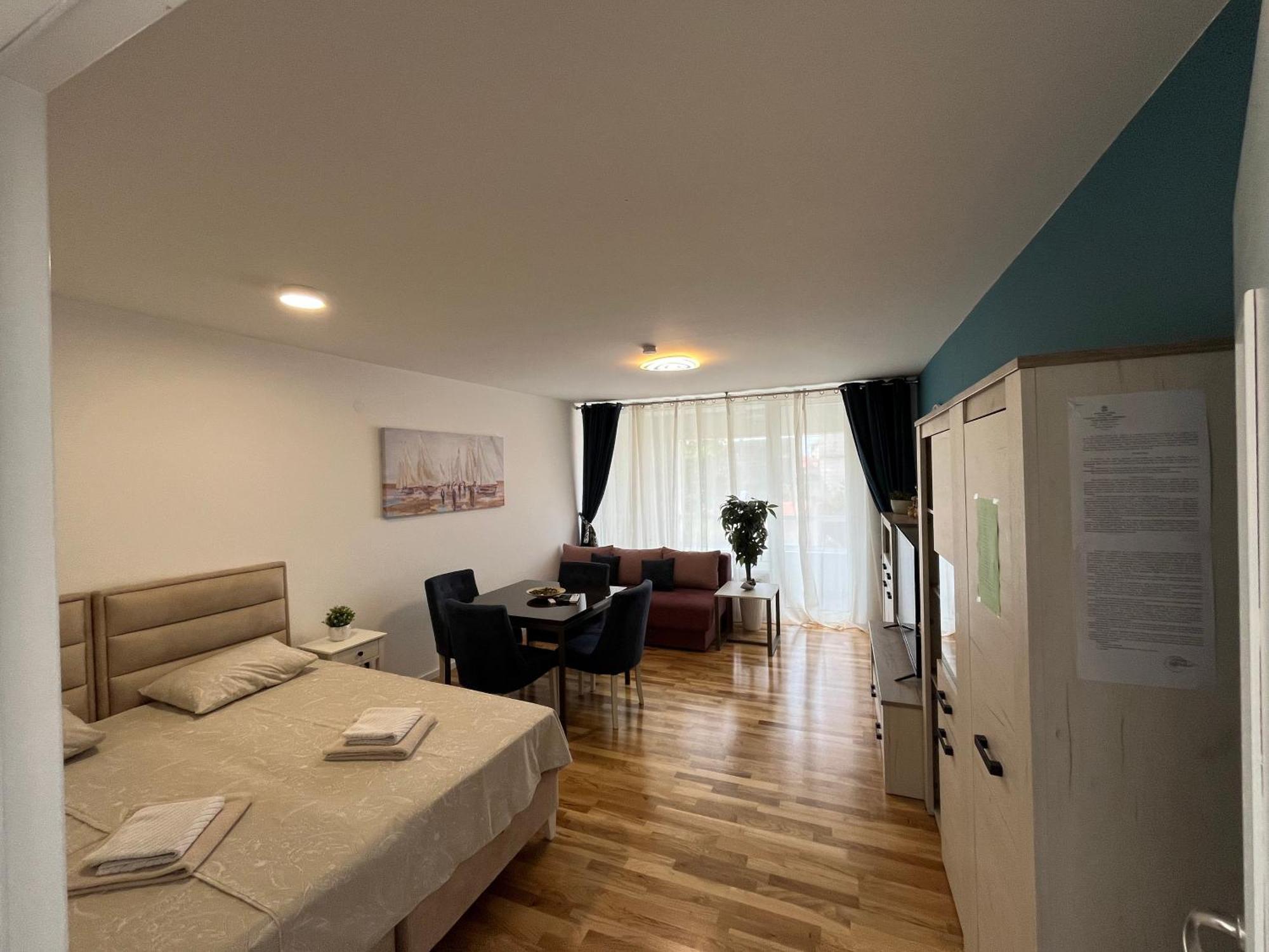 Lux Apartment 10 Center, Free Parking Ni Екстериор снимка