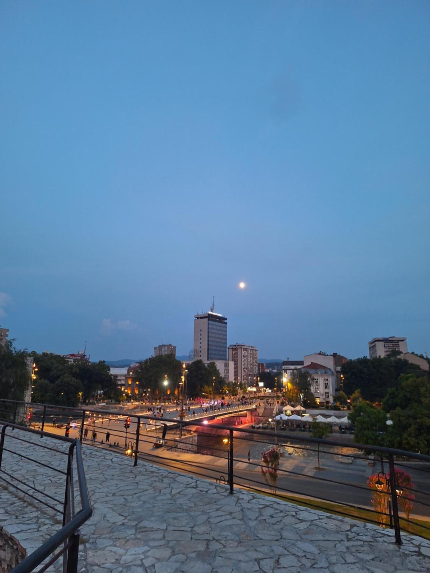 Lux Apartment 10 Center, Free Parking Ni Екстериор снимка